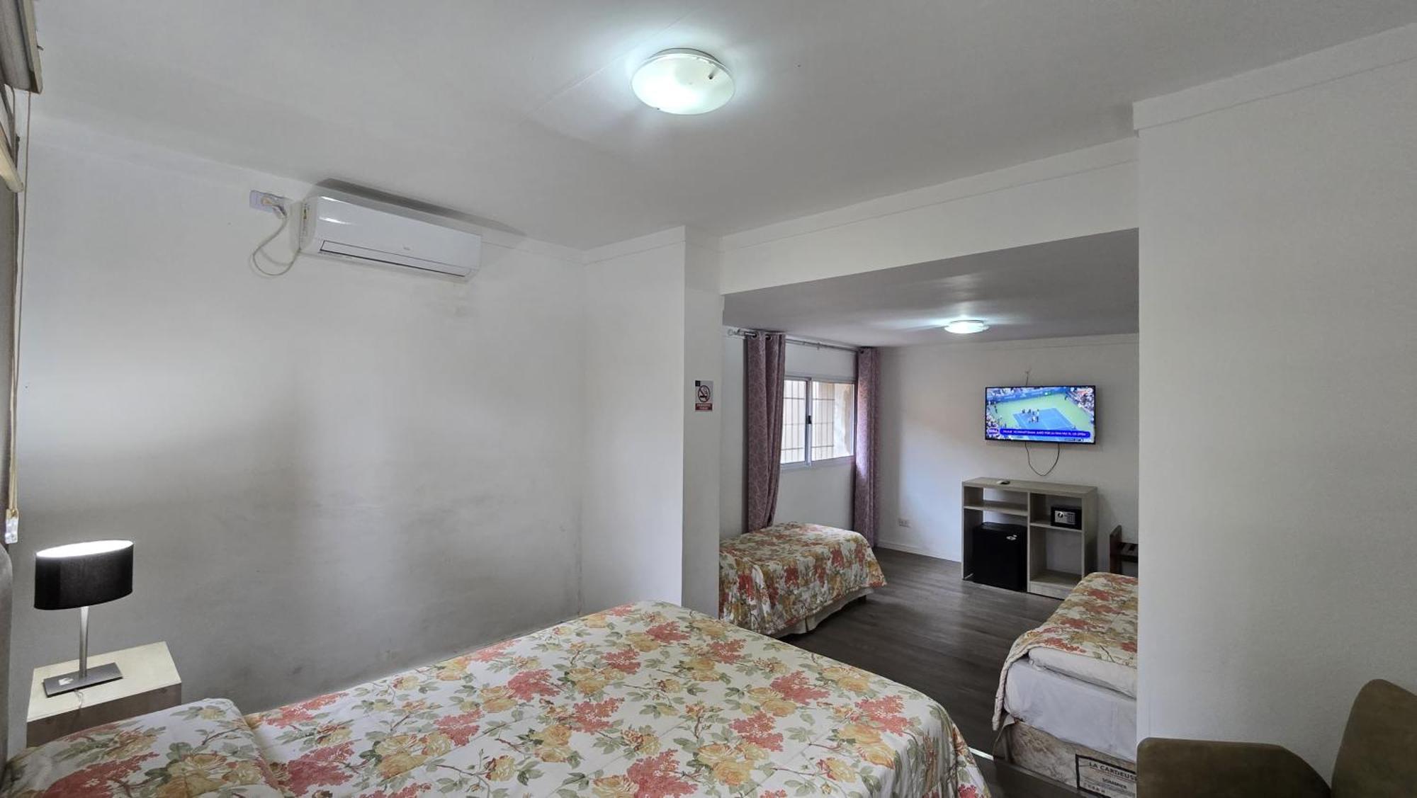 Tajy Iguazu Hotel 푸에르토이과수 외부 사진