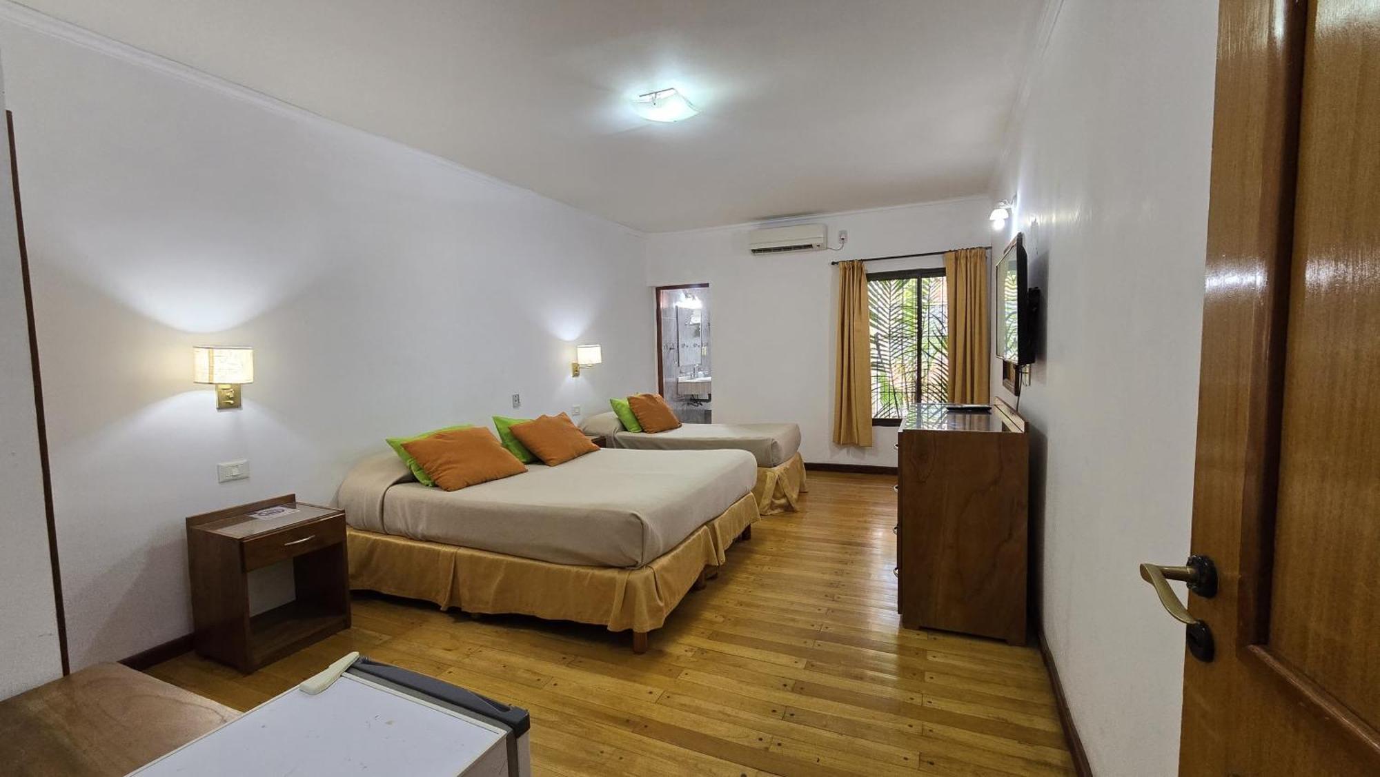 Tajy Iguazu Hotel 푸에르토이과수 외부 사진