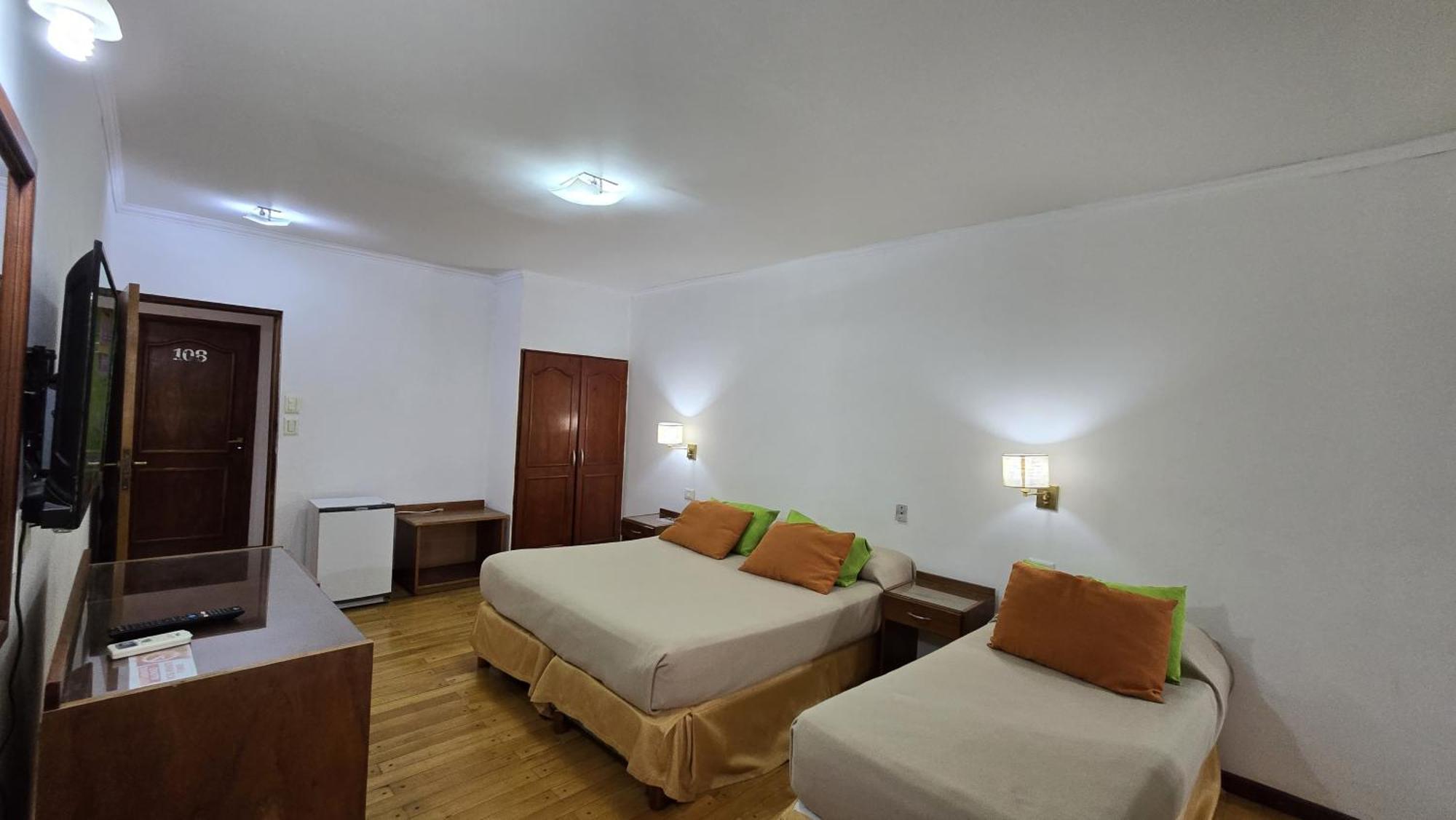 Tajy Iguazu Hotel 푸에르토이과수 외부 사진